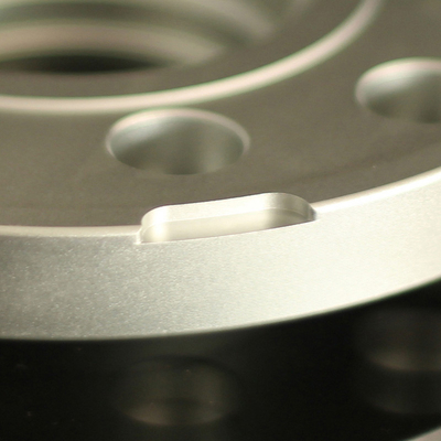 7mm hanno forgiato il distanziatore piano della ruota della billetta di alluminio per il caimano Caienna Panamera di Porsche 911 Boxster